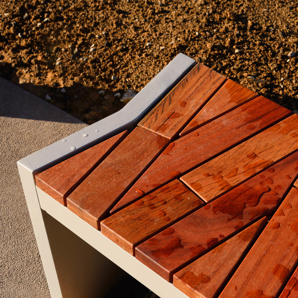 Landscape project by Kristin Booker, Booker Design Assoc.; E-Z Construction Co., Louisville, KY USA