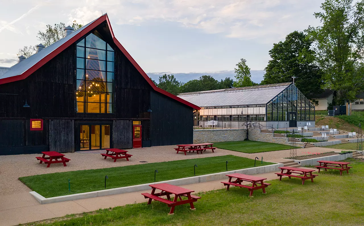 _03_Barn 8 + Greenhouse from SW (Full Size)